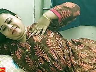 Desi horny aunty having copulation beside daughter visitors !!! Indian faultless liquefied copulation
